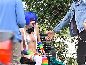 trunk luving clown Mikayla Mico plumbing in public
